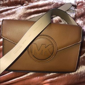 Michael Kors beltbag